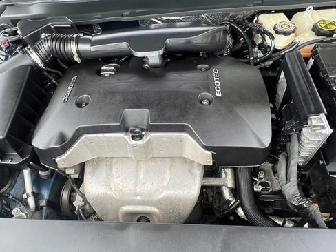 Used 2015 Chevrolet Impala LT w/ Convenience Package FWD image 30