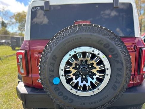 New 2026 Ford Bronco Outer Banks image 5