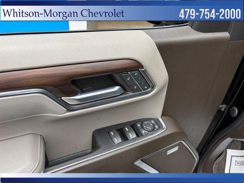 Used 2022 GMC Sierra 1500 SLT w/ SLT Convenience Package AWD/4WD image 18