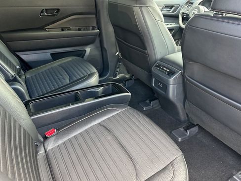 Certified 2025 Nissan Pathfinder Rock Creek AWD/4WD image 19