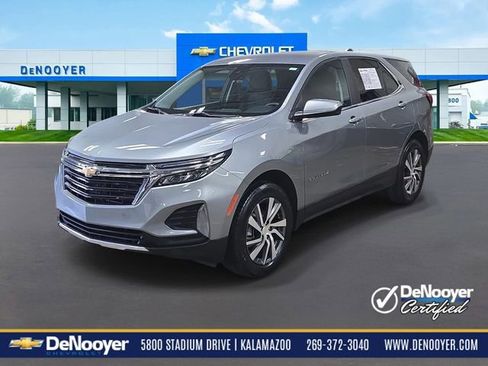 Used 2024 Chevrolet Equinox LT w/ LPO, Floor Liner Package AWD/4WD image 1