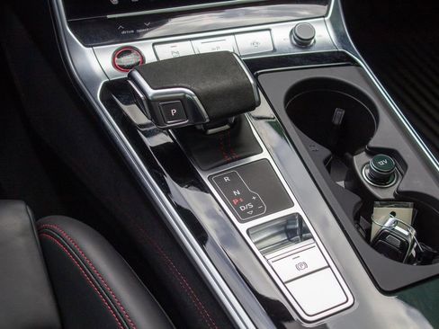 Used 2024 Audi RS 6 performance AWD/4WD image 21