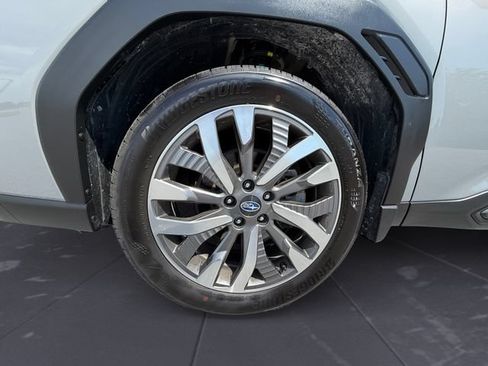 Certified 2025 Subaru Forester Touring AWD/4WD image 14