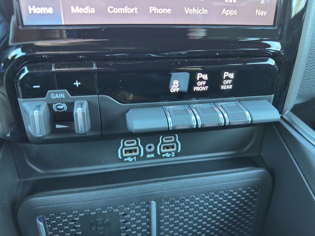 New 2026 RAM 1500 Big Horn AWD/4WD image 18