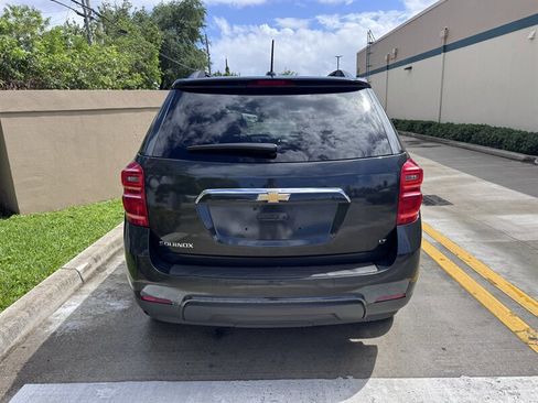 Used 2017 Chevrolet Equinox LT w/ Convenience Package image 5