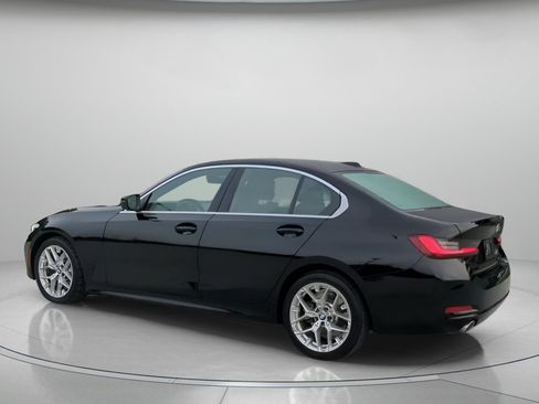 Used 2025 BMW 330i Sedan RWD image 19