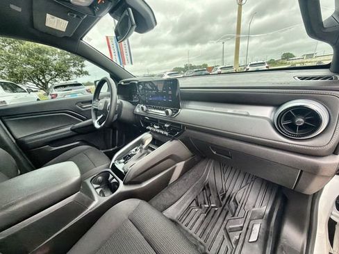 Used 2023 Chevrolet Colorado LT w/ LT Convenience Package II AWD/4WD image 28