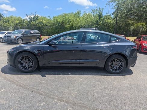 Used 2025 Tesla Model 3 Long Range RWD image 9