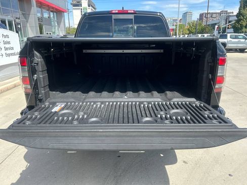 Used 2022 Nissan Frontier PRO-4X w/ Pro-4X Premium Package AWD/4WD image 15