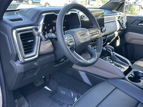 Used 2026 GMC Canyon Denali AWD/4WD image 11