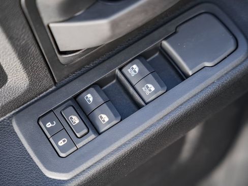 New 2026 RAM 2500 Tradesman w/ Chrome Appearance Group image 36