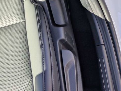 New 2025 Kia K4 EX image 13