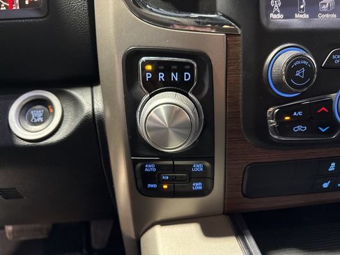 Used 2014 RAM 1500 Laramie AWD/4WD image 26