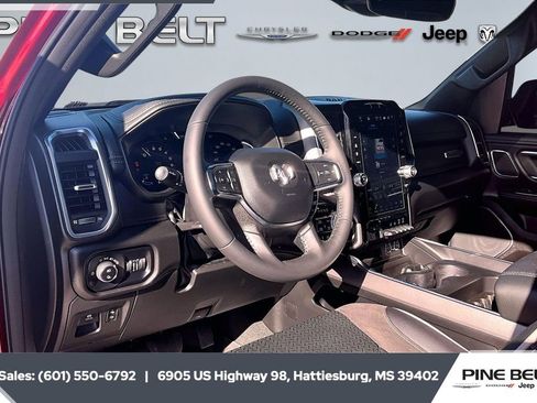 Used 2024 RAM 1500 Laramie image 12