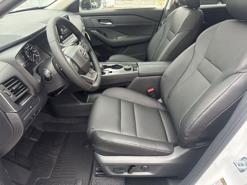 New 2026 Nissan Rogue SV image 15