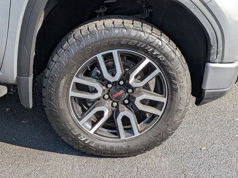 Used 2023 GMC Sierra 1500 AT4 w/ AT4 Premium Package image 11