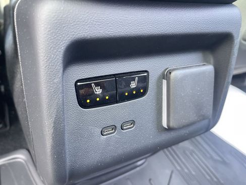 Certified 2025 Cadillac Optiq Luxury 2 w/ LPO, Floor Liner Package image 27