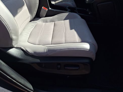 Used 2022 Honda CR-V EX-L image 36