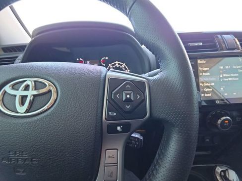 Used 2020 Toyota 4Runner SR5 Premium w/ Moonroof Package AWD/4WD image 12