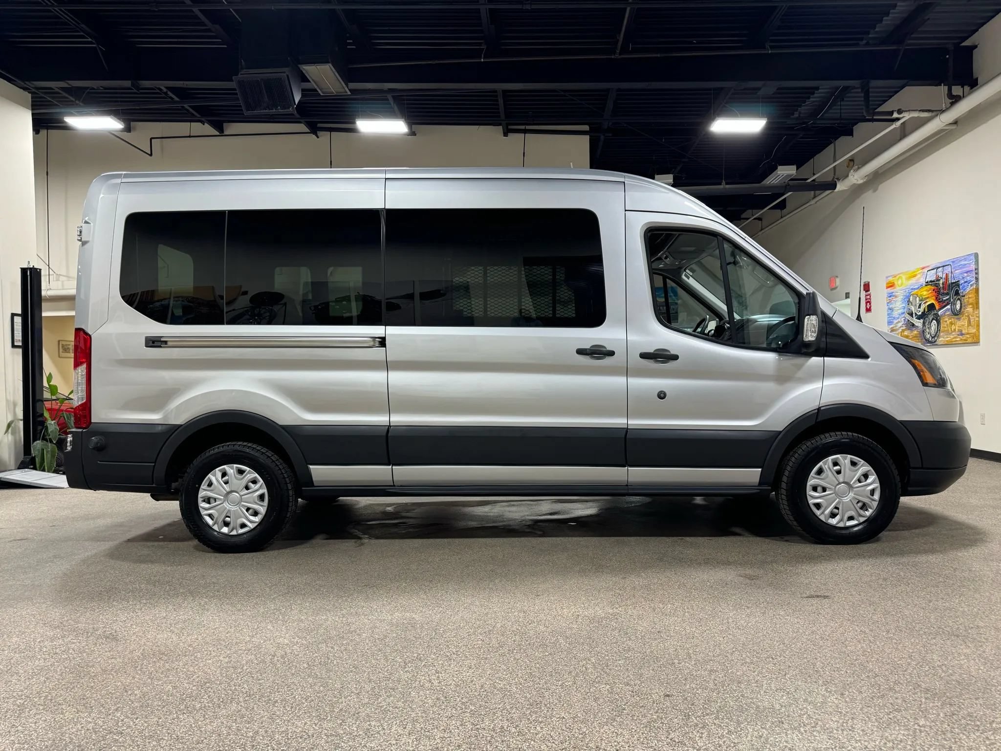 Used 2015 Ford Transit 350 148 Medium Roof RWD image 5