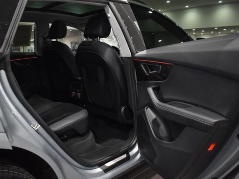 Used 2023 Audi Q8 Premium Plus w/ Premium Plus Package image 30