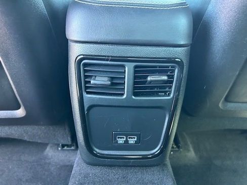 Used 2019 Chrysler 300 S w/ 300S Premium Group RWD image 18