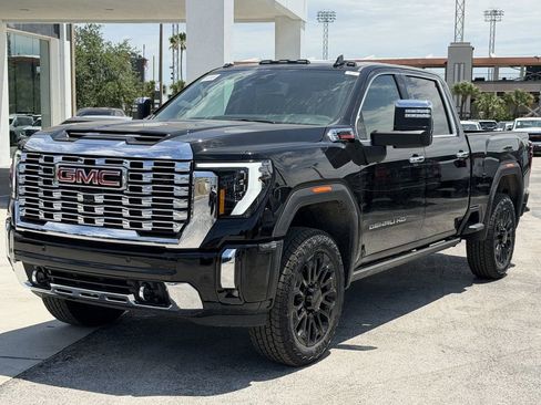 New 2026 GMC Sierra 2500 Denali AWD/4WD image 9