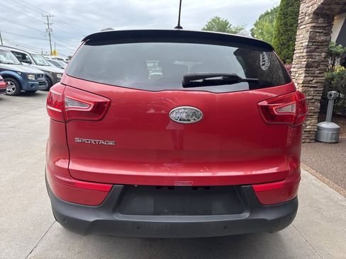 Used 2011 Kia Sportage LX w/ Convenience Pkg AWD/4WD image 4