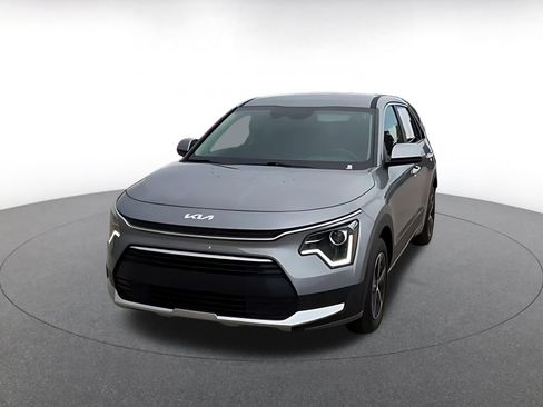 Used 2026 Kia Niro LX FWD image 6