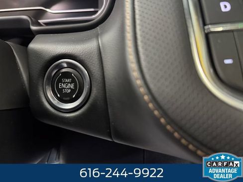 Used 2023 GMC Yukon XL AT4 AWD/4WD image 19
