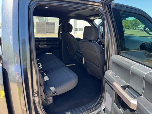 Used 2019 Ford F150 XLT w/ Equipment Group 302A Luxury image 15