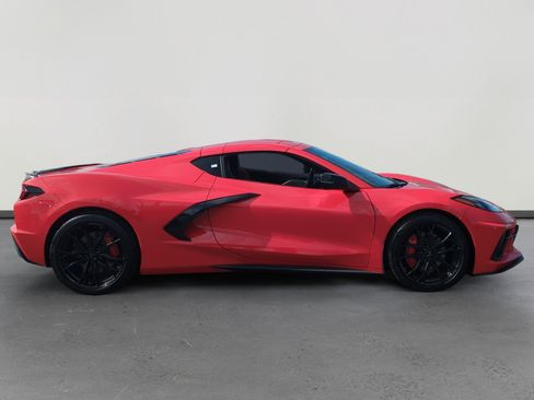 Used 2024 Chevrolet Corvette Stingray Preferred Cpe w/ Battery Protection Package image 6