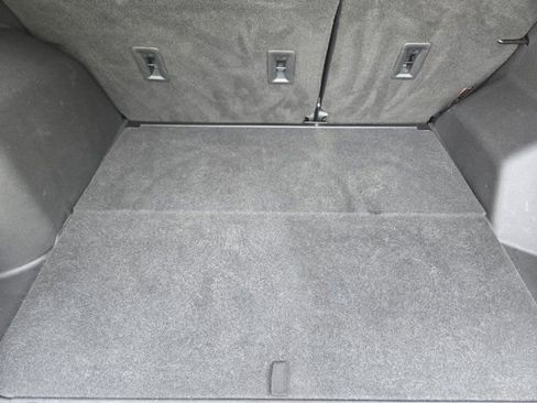 Used 2022 Chevrolet Equinox LT AWD/4WD image 32