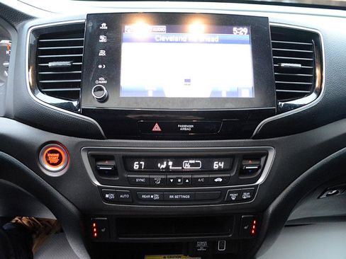 Used 2023 Honda Ridgeline RTL-E image 25