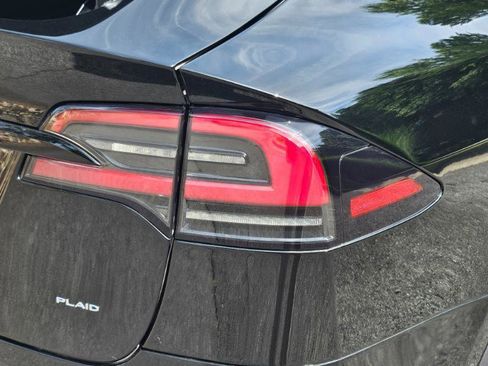 Used 2022 Tesla Model X AWD/4WD image 30