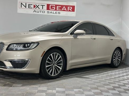 Used 2017 Lincoln MKZ Premiere image 6