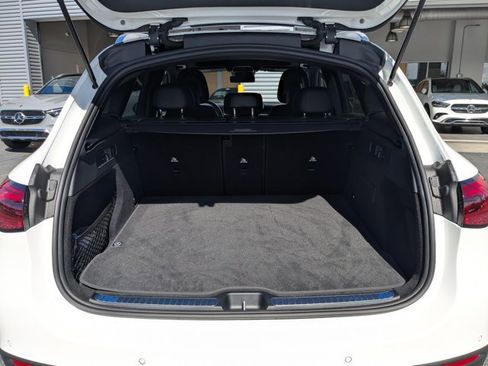 Used 2026 Mercedes-Benz GLC 300 4MATIC image 6