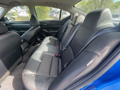 Used 2025 Nissan Altima 2.5 SR image 25