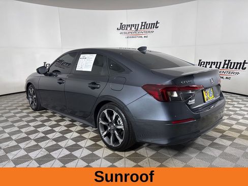 Used 2025 Honda Civic Sport image 7