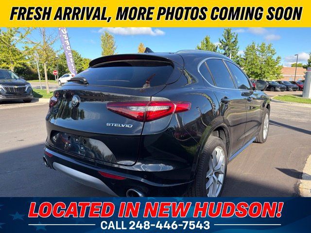 Used 2021 Alfa Romeo Stelvio Ti w/ Nero Edizione AWD/4WD image 3