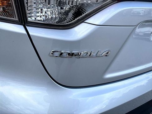 Used 2024 Toyota Corolla LE FWD image 27