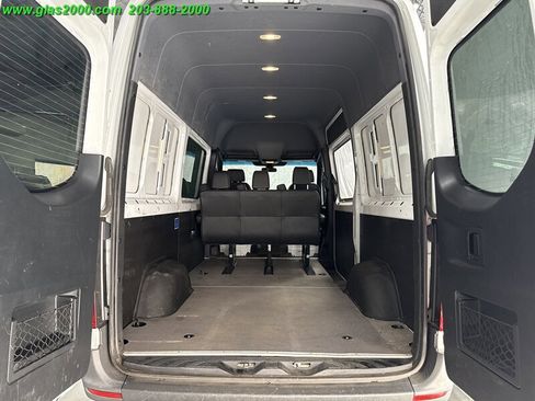 Used 2020 Mercedes-Benz Sprinter 2500 image 9