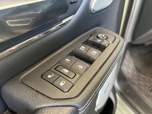 Used 2026 RAM 1500 Laramie w/ Night Edition image 41