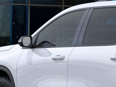 New 2026 Chevrolet Traverse Z71 w/ Enhanced Driving Package image 3