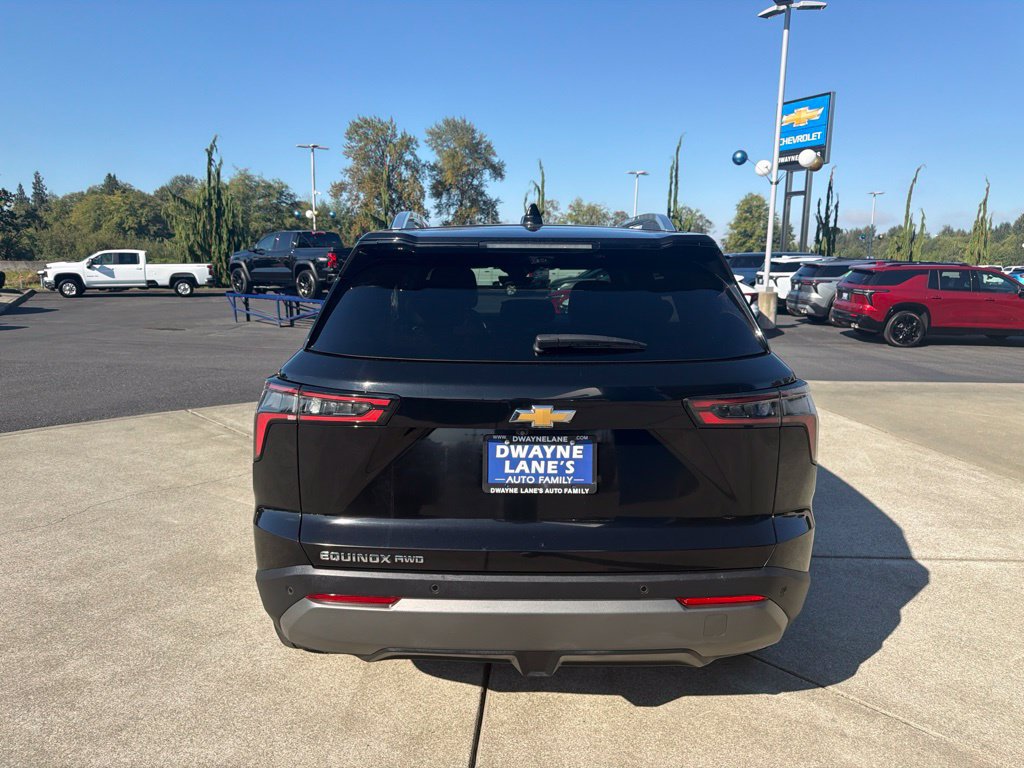 Used 2025 Chevrolet Equinox LT w/ Convenience Package II AWD/4WD image 5