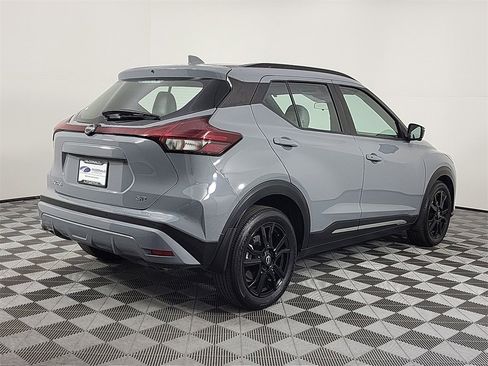 Used 2024 Nissan Kicks SR w/ SR Premium Package image 5