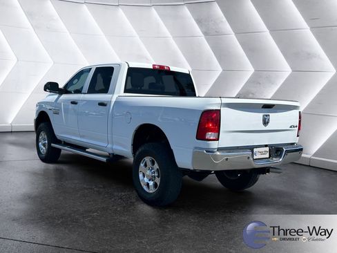Used 2017 RAM 2500 Tradesman w/ Chrome Appearance Group AWD/4WD image 3