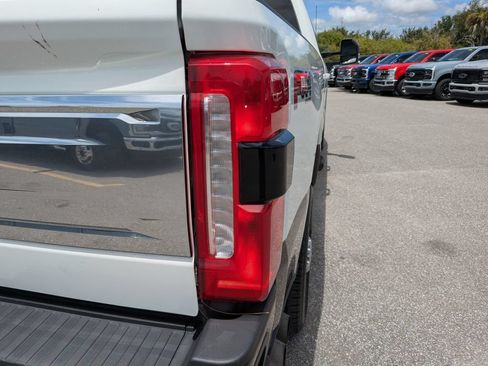 Used 2024 Ford F350 King Ranch AWD/4WD image 16