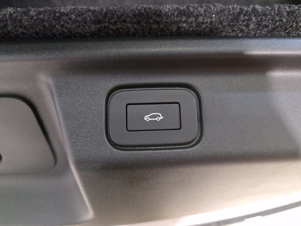 New 2027 Land Rover Range Rover Long Wheelbase SE AWD/4WD image 8