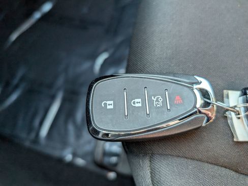 Used 2020 Chevrolet Malibu LT image 24